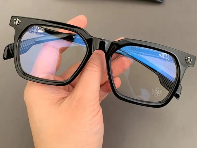 Eyewear